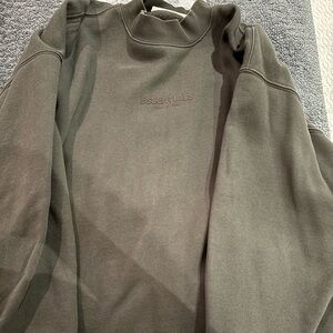 Essentials Dark Green crewneck